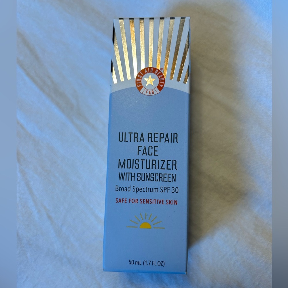 FAB Ultra repair face moisturizer with sunscreen, 1.7 fluid ounces ￼